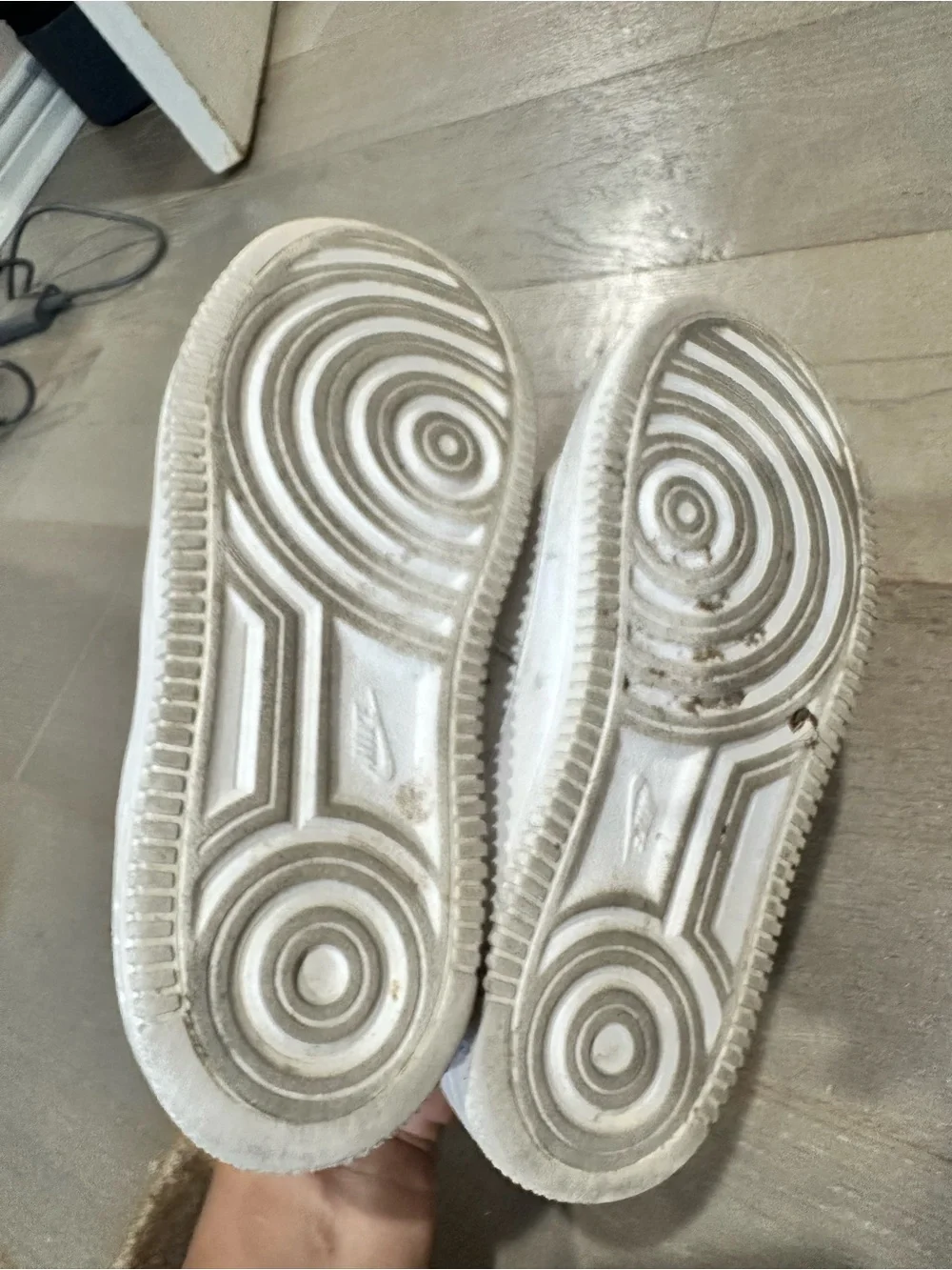 Kids Nikes size 13